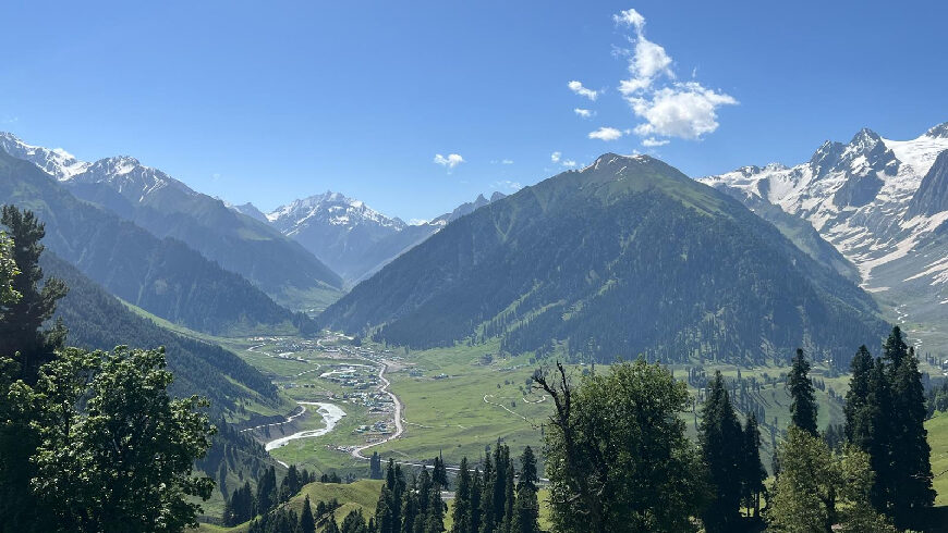 Kashmir Great Lakes Trek, one of India’s most beautiful Himalayan trekking adventures. Coverin