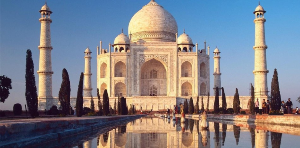 7-Day Golden Triangle with Taj Mahal Tour – Explore Delhi, Agra and Jaipur on one of the Best India Tour Packages, featuring rich culture, fascinating history, magnificent architecture and the timeless Taj Mahal.