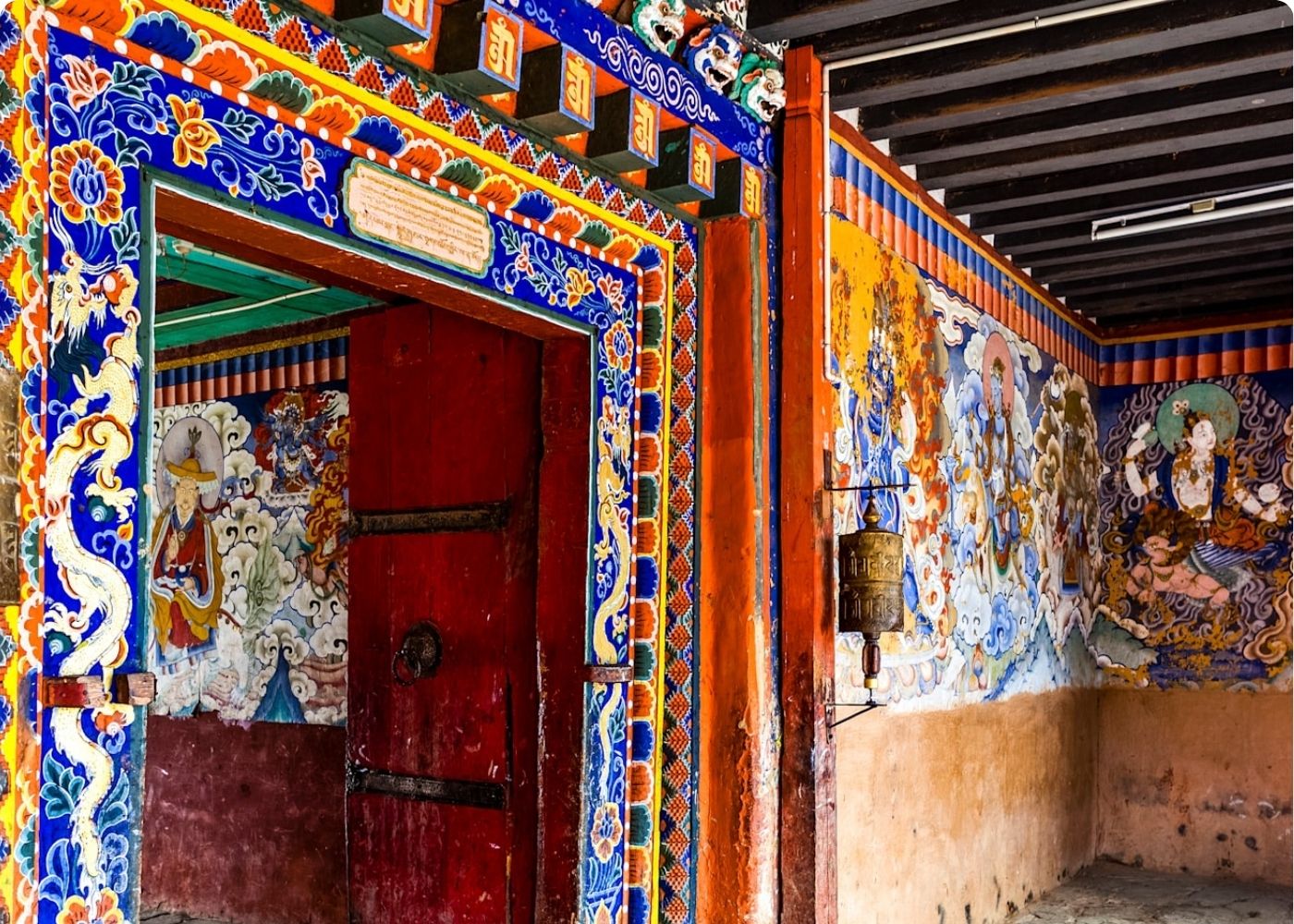 “Bhutan Tour Package featuring Tiger’s Nest Monastery, Himalayan landscapes, traditional dzongs, and Bhutanese culture.”
