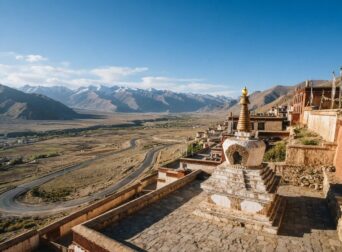 Shigatse and Gyantse Tour Package for Cultural Routes and Sights